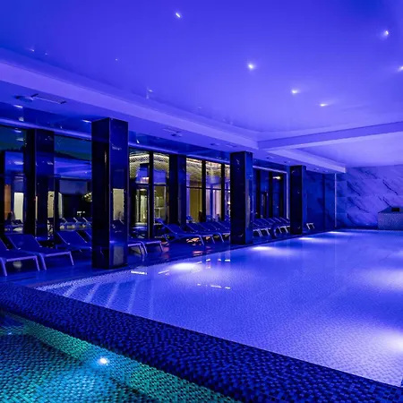 Hotel Elena & Boekovel