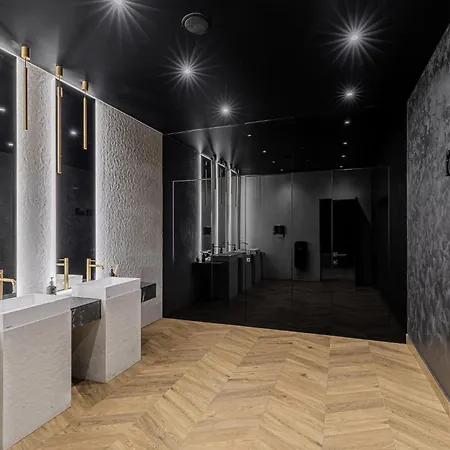 Hotel Elena & 2*