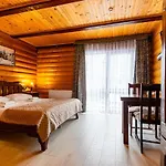Elena & Hotel