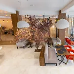 Hotel Elena & 2*