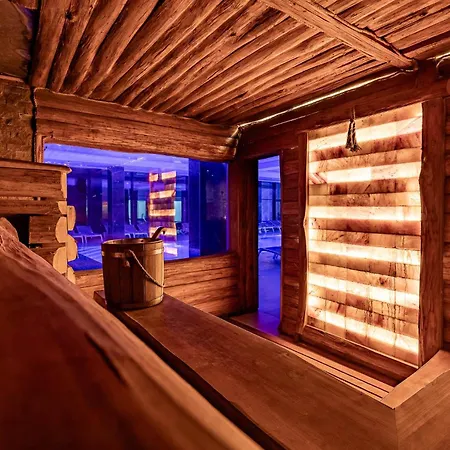 Szálloda Elena & 2*